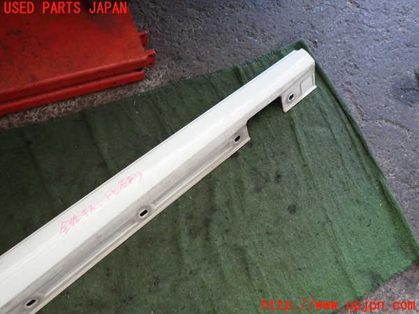 2UPJ-31661390]ベンツ B180(246242)(246)右サイドステップ 中古_m0002.jpg