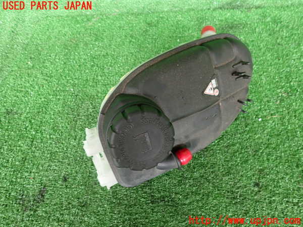 2UPJ-31662410]ベンツ B180(246242)(246)ラジエータータンク 中古_m0001.jpg