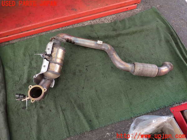 2UPJ-31662661]ベンツ B180(246242)(246)触媒1 中古_m0002.jpg