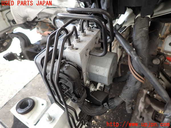 2UPJ-31664040]ベンツ B180(246242)(246)ABSアクチュエーター 中古_m0002.jpg