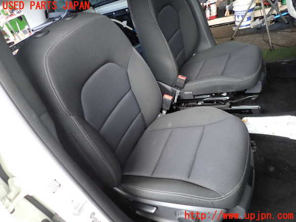 5UPJ-31667035]ベンツ B180(246242)(246)運転席シート 中古_m0001.jpg