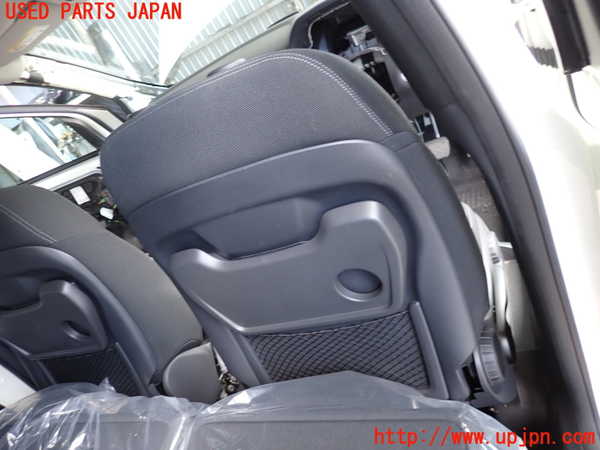 5UPJ-31667035]ベンツ B180(246242)(246)運転席シート 中古_m0004.jpg