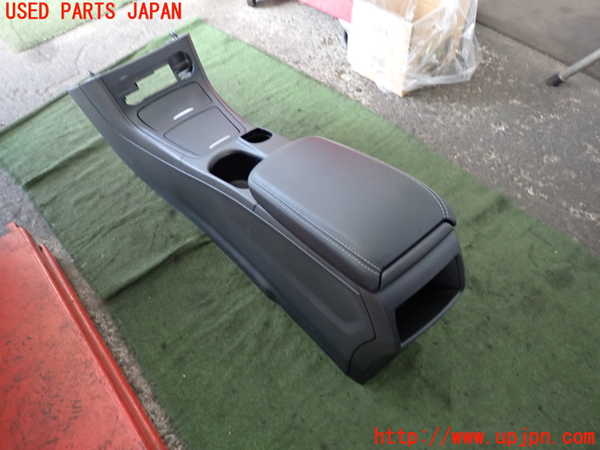 2UPJ-31667540]ベンツ B180(246242)(246)センターコンソール 中古_m0002.jpg