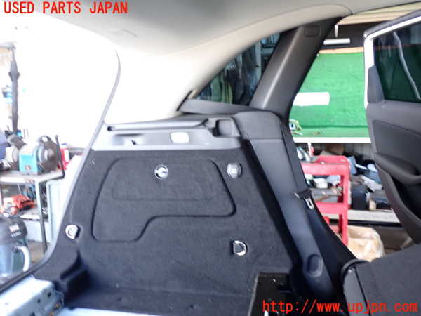 2UPJ-31667680]ベンツ B180(246242)(246)左リアピラートリム 中古_m0001.jpg