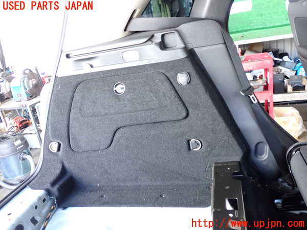 2UPJ-31667680]ベンツ B180(246242)(246)左リアピラートリム 中古_m0003.jpg