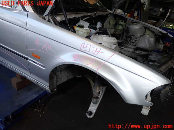 2UPJ-31671080]BMW 320i(AV22)右前フェンダー 中古  E46_m0001.jpg