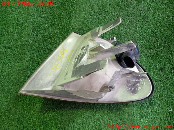2UPJ-31671160]BMW 320i(AV22)右ウィンカーレンズ 中古  E46_m0002.jpg
