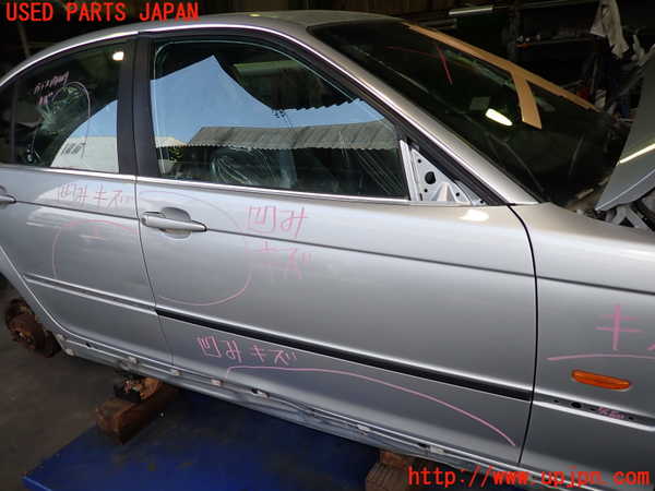 2UPJ-31671230]BMW 320i(AV22)右前ドア 中古  E46_m0001.jpg