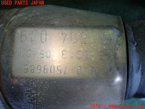 2UPJ-31672042]BMW 320i(AV22)エキマニ2 触媒 マニバーター 中古  E46_m0002.jpg