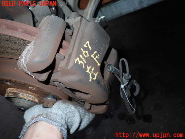2UPJ-31674085]BMW 320i(AV22)左フロントキャリパー 中古  E46_m0001.jpg