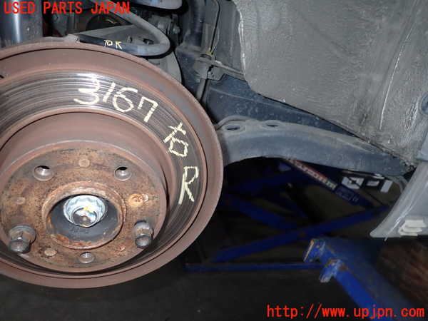 2UPJ-31674300]BMW 320i(AV22)右リアナックルハブ 中古  E46_m0001.jpg