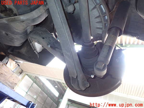 2UPJ-31674300]BMW 320i(AV22)右リアナックルハブ 中古  E46_m0002.jpg