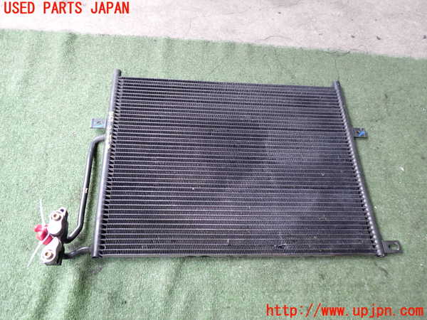 2UPJ-31676031]BMW 320i(AV22)エアコンコンデンサー1 中古  E46_m0001.jpg