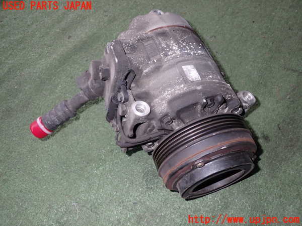 2UPJ-31676025]BMW 320i(AV22)エアコンコンプレッサー 中古  E46_m0002.jpg