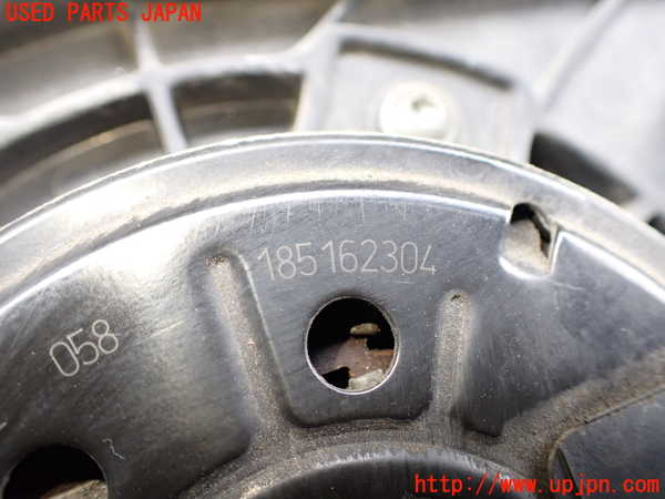 2UPJ-31676836]BMW 320i(AV22)電動ファン1 中古  E46_m0004.jpg