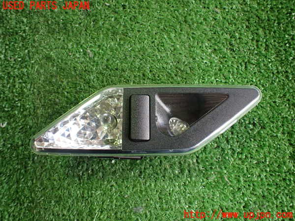 2UPJ-31676412]BMW 320i(AV22)ルームランプ2 (右) 中古  E46_m0001.jpg