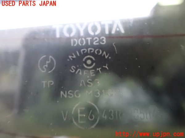 2UPJ-31681380]イプサム(ACM21W)右クォーターガラス (M31Q8) 中古_m0002.jpg