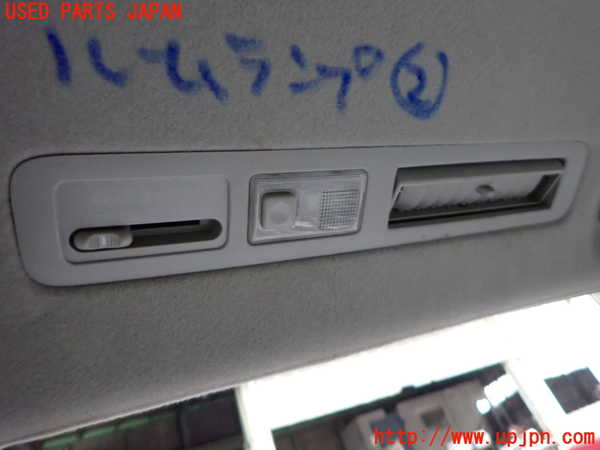 2UPJ-31686412]イプサム(ACM21W)ルームランプ2 2列目 右 中古_m0001.jpg