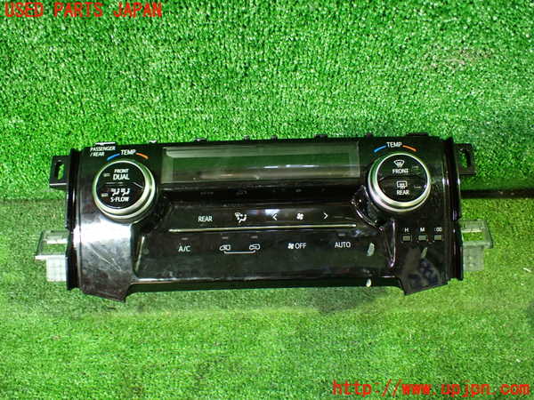 1UPJ-31696066]ヴェルファイアハイブリッド(AYH30W)エアコンスイッチ1 中古_m0001.jpg