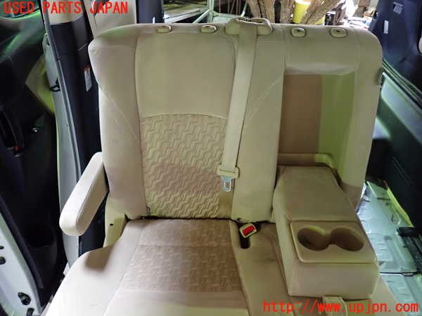 5UPJ-31697145]ヴェルファイアハイブリッド(AYH30W)右2列目シート 中古_m0002.jpg