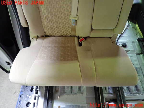 5UPJ-31697145]ヴェルファイアハイブリッド(AYH30W)右2列目シート 中古_m0003.jpg