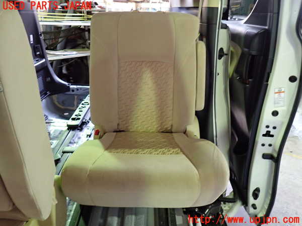 1UPJ-31697175]ヴェルファイアハイブリッド(AYH30W)左2列目シート 中古_m0001.jpg