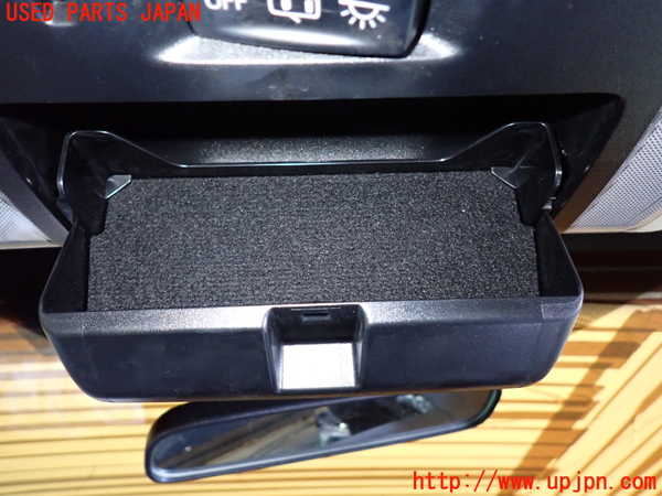 1UPJ-31696411]ヴェルファイアハイブリッド(AYH30W)ルームランプ1 中古_m0002.jpg