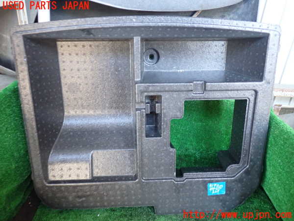 5UPJ-31707771]ライズ(RAIZE) ハイブリッド(A202A)ラゲッジトレイ1 中古_m0001.jpg