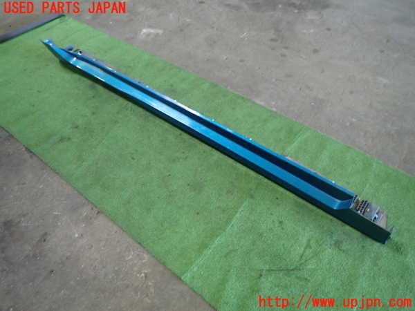 1UPJ-31711390]プリウスPHV(ZVW52)右サイドステップ 中古_m0001.jpg