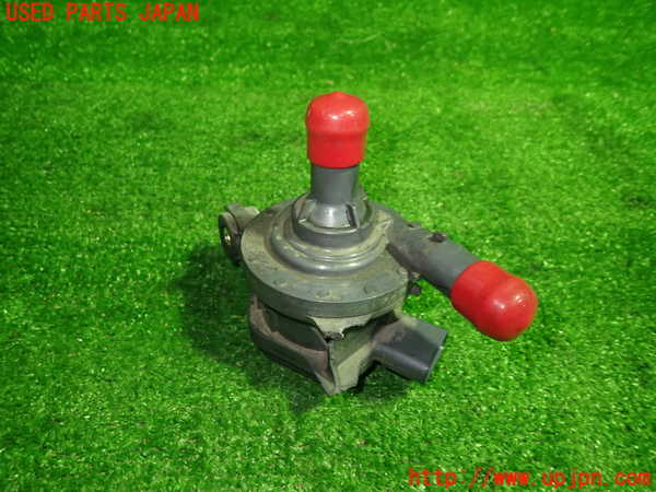 1UPJ-31712110]プリウスPHV(ZVW52)ウォーターポンプ 中古_m0001.jpg