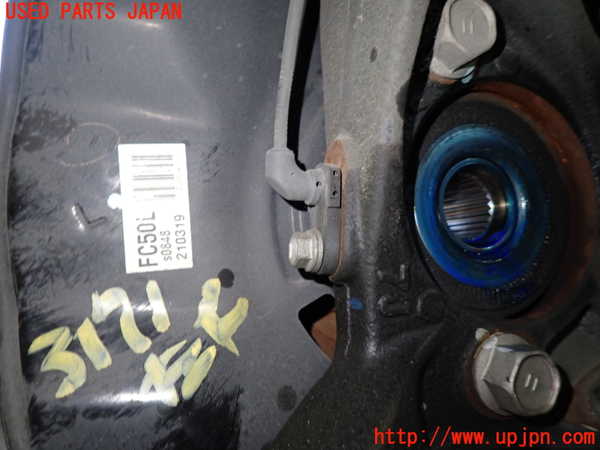 1UPJ-31714295]プリウスPHV(ZVW52)左フロントナックルハブ 中古_m0003.jpg
