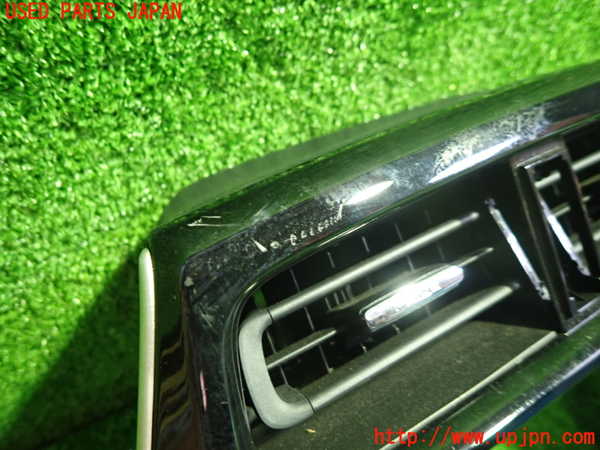 1UPJ-31717528]プリウスPHV(ZVW52)エアコン吹き出し口3 (真中) 中古_m0002.jpg
