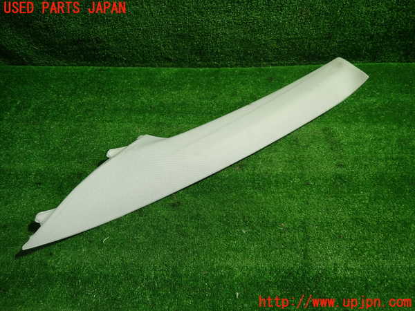 5UPJ-31717660]プリウスPHV(ZVW52)左フロントピラートリム 中古_m0002.jpg