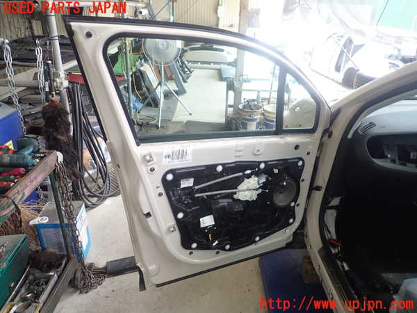 1UPJ-31721260]フィアット・500X(33414)左前ドア 中古 AGC M19 43R-007951_m0004.jpg
