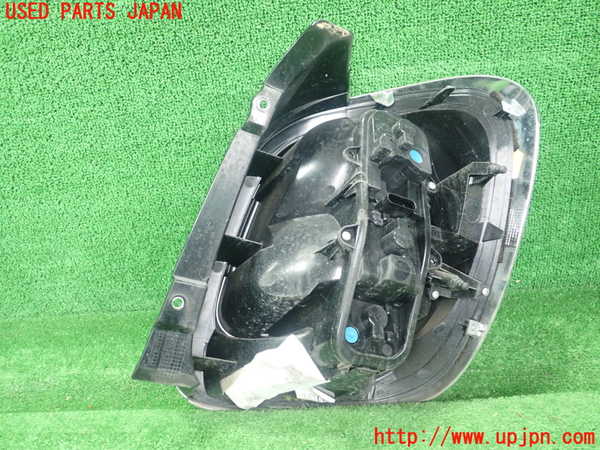 5UPJ-31721536]フィアット・500X(33414)左テールランプ 中古_m0003.jpg