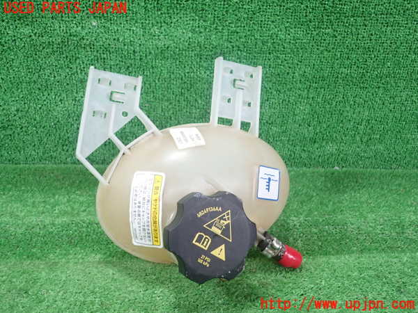 1UPJ-31722410]フィアット・500X(33414)ラジエータータンク 中古_m0001.jpg