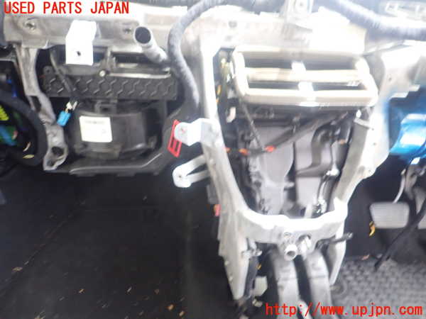 1UPJ-31726081]フィアット・500X(33414)エバポレーター1 中古_m0001.jpg