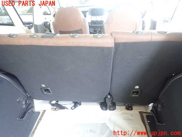 1UPJ-31727385]フィアット・500X(33414)リアシート 中古_m0002.jpg