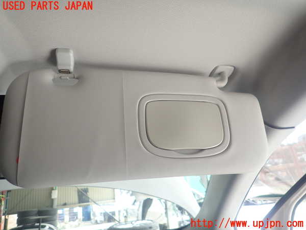 1UPJ-31727625]フィアット・500X(33414)室内サンバイザー右側 中古_m0002.jpg