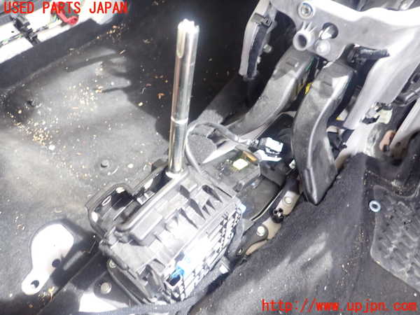 1UPJ-31727555]フィアット・500X(33414)ATシフトレバー 中古_m0002.jpg