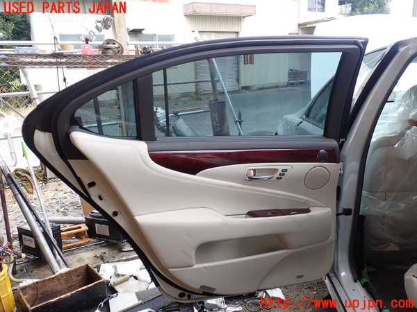 1UPJ-31731320]レクサス・LS600hL(UVF46)左後ドア M814 中古_m0004.jpg