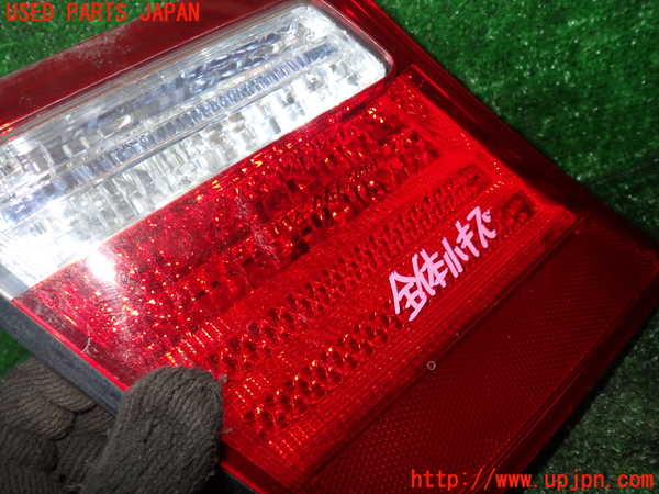 1UPJ-31731552]レクサス・LS600hL(UVF46)左リアフィニッシャー 中古_m0002.jpg