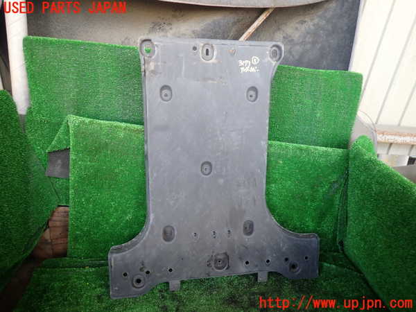 1UPJ-31731723]レクサス・LS600hL(UVF46)アンダーカバー3 中古_m0001.jpg