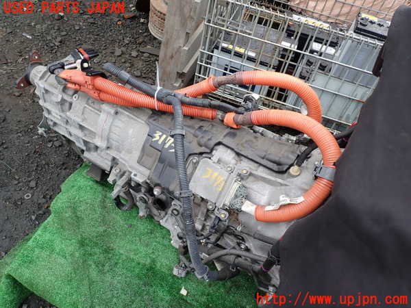 1UPJ-31733010]レクサス・LS600hL(UVF46)ミッション AT 2UR-FSE 4WD 中古_m0002.jpg