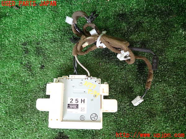 1UPJ-31736550]レクサス・LS600hL(UVF46)アンテナ 中古_m0001.jpg