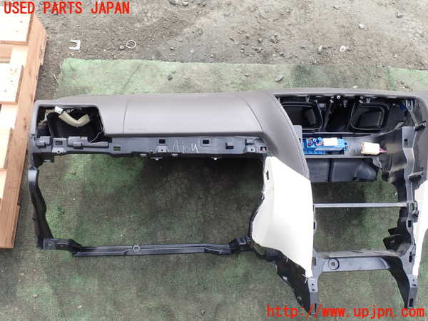 1UPJ-31737505]レクサス・LS600hL(UVF46)ダッシュボード 中古_m0003.jpg