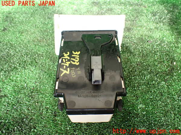 1UPJ-31737830]レクサス・LS600hL(UVF46)コインケース 中古_m0003.jpg