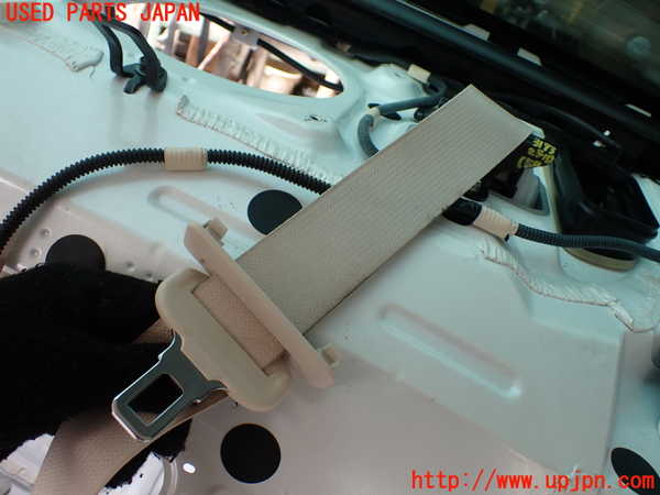 1UPJ-31737135]レクサス・LS600hL(UVF46)真中2列目シートベルト 中古_m0001.jpg