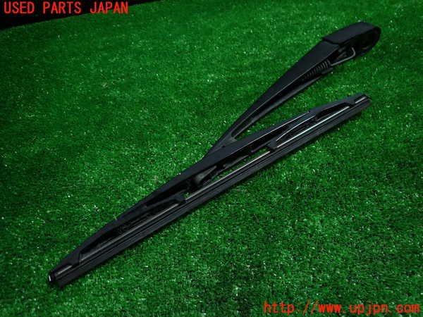 1UPJ-31741661]フィット(Fit) ハイブリッド(e：HEV)(GR6)リアワイパーアーム1 中古_m0002.jpg