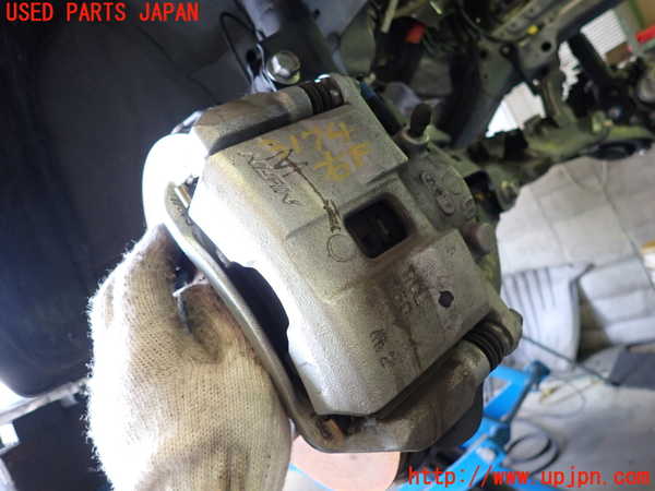 1UPJ-31744080]フィット(Fit) ハイブリッド(e：HEV)(GR6)右フロントキャリパー 中古_m0001.jpg